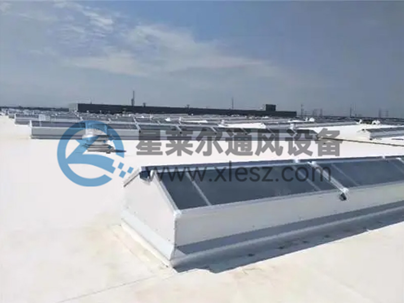 三角型电动采光排烟天窗